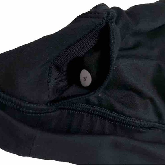 Lululemon Sports Bra Women’s 4 Black Front Pockets Racer back Cut Out - Picture 6 of 6